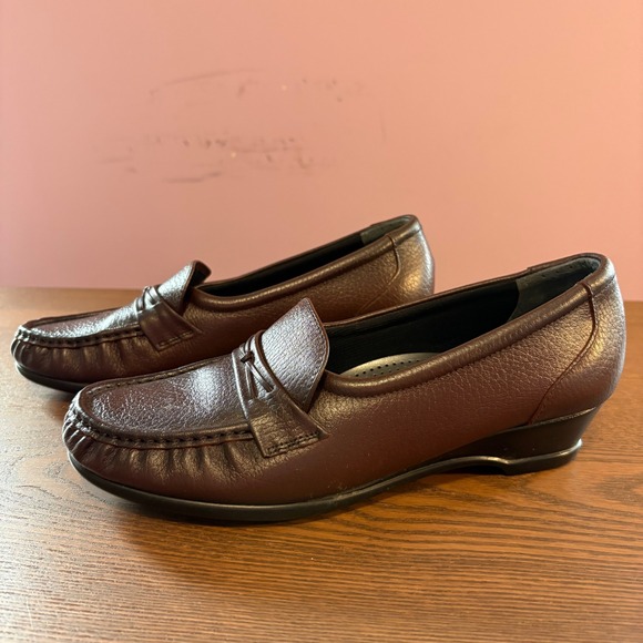 SAS Shoes - SAS Tripad Comfort Loafers Womens 8.5 M Burgundy Leather Wedge Slip On Shoes USA